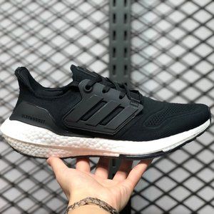Adidas Ultra Boost 22
